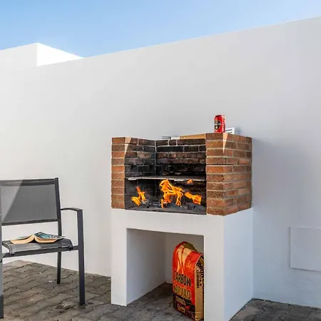 Mero Villa