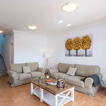 Mero Villa